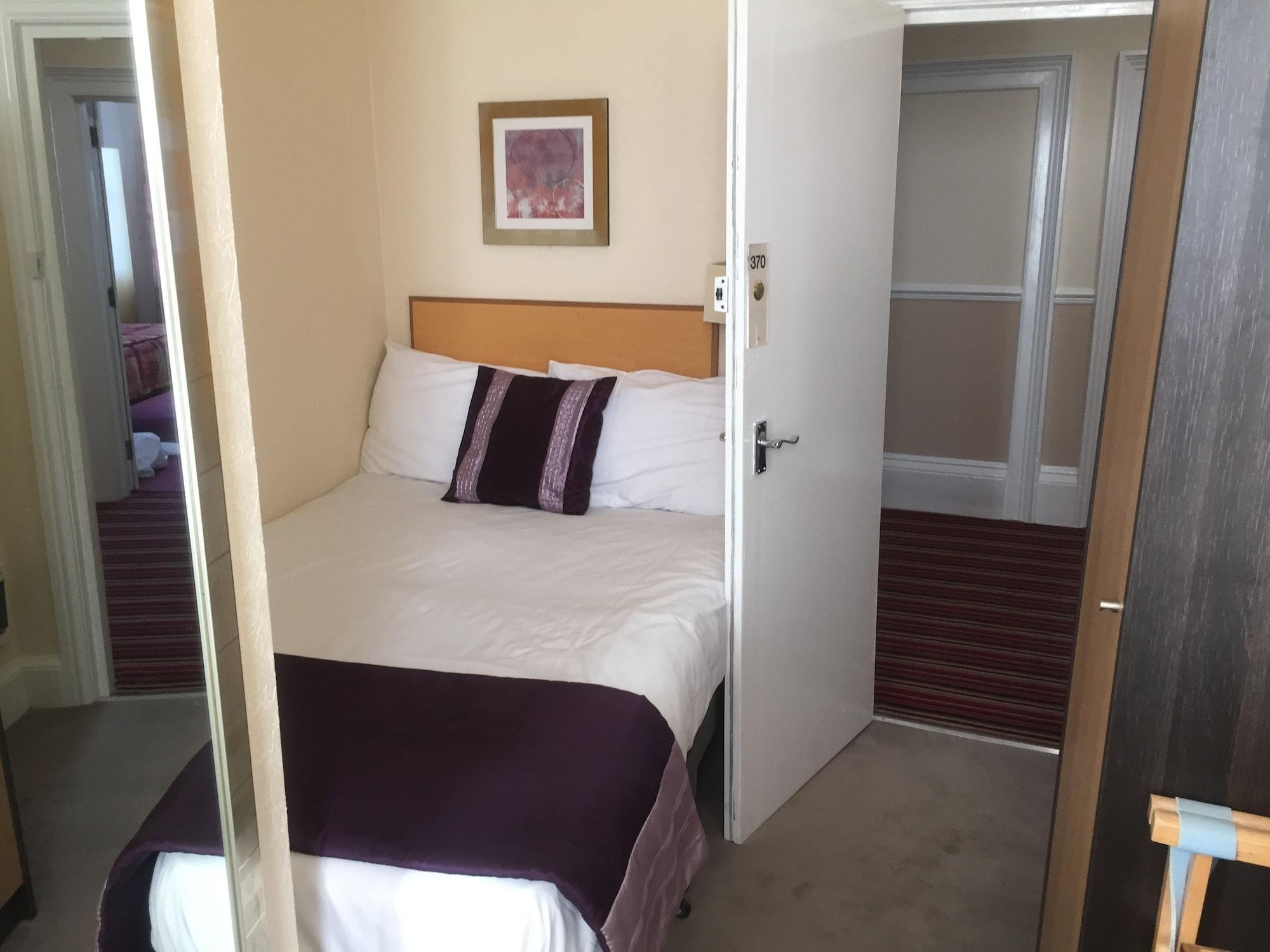 Clifton Hotel Скарборо Экстерьер фото